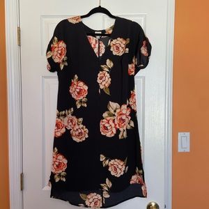 Floral A New Day Shift Dress with bronze button detail. Lightly worn. Size S
